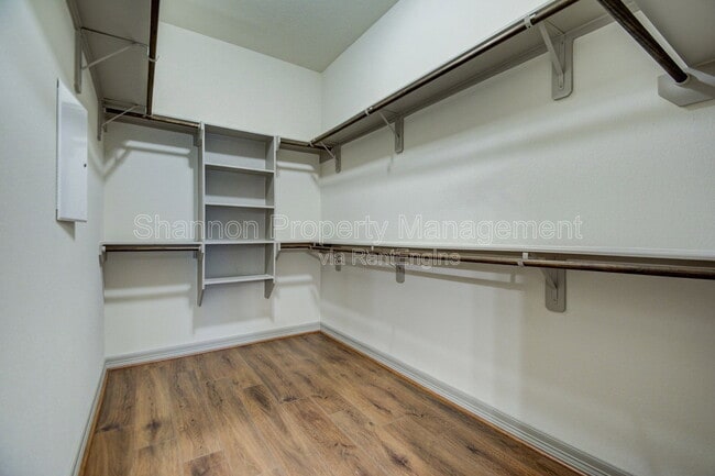 Building Photo - 5941 Kansas St