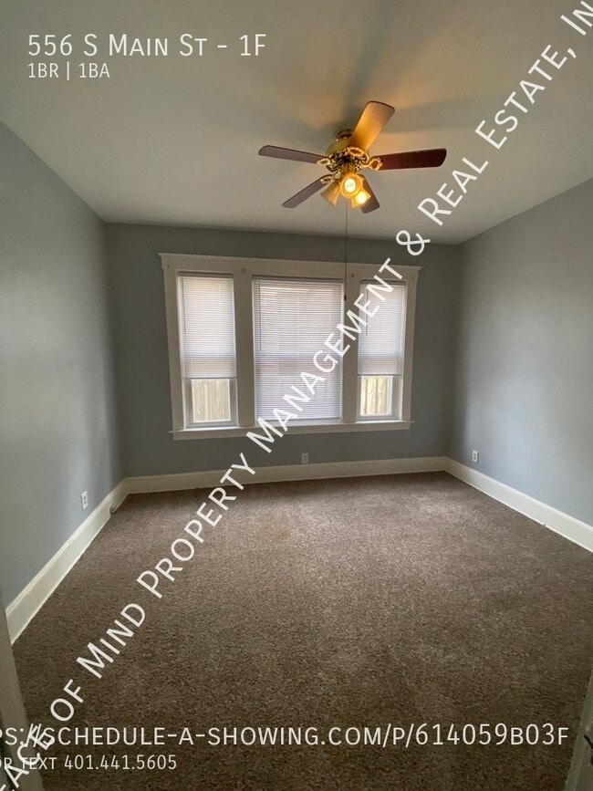 Building Photo - 556 S Main St