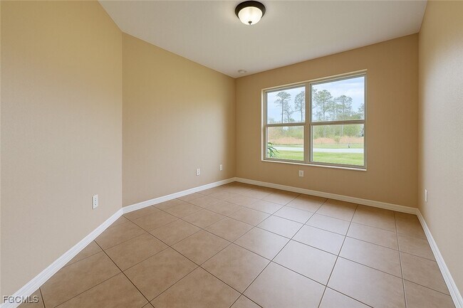 Building Photo - 351 Justice Ave