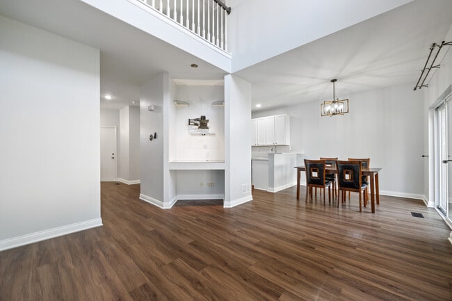 Building Photo - 17578 Gilbert Dr