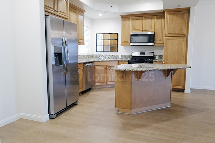 New stainless steel appilances - 1437 Lomita Blvd