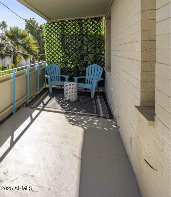 Building Photo - 6936 E 3rd St