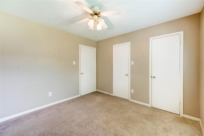 Building Photo - 4814 Cotter Ln