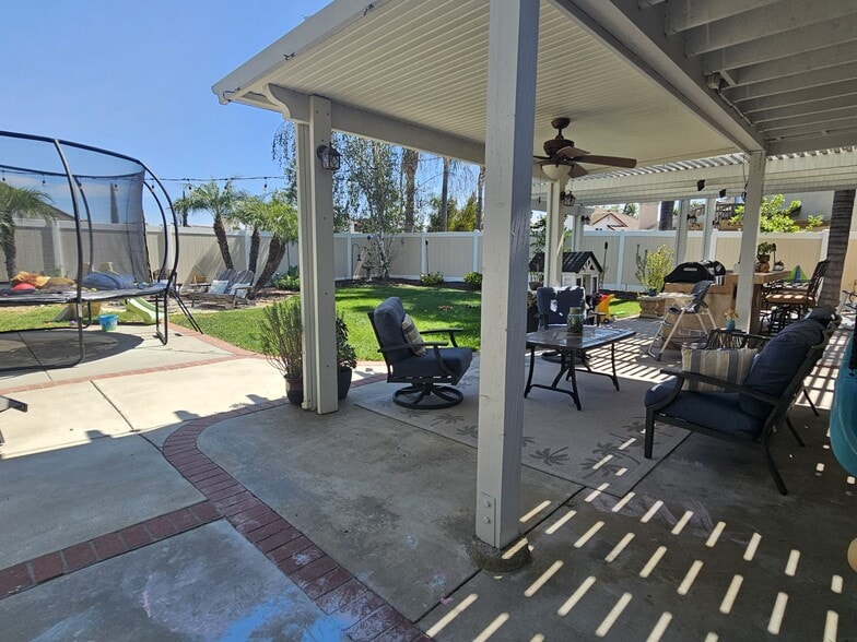 Building Photo - 42962 Cala Rosso