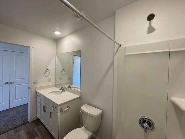 Building Photo - 3-Bedroom Townhome in Santaquin!