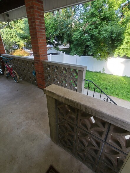 Building Photo - 13 Olcott St
