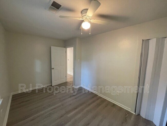 Building Photo - 4380 Reed Ave