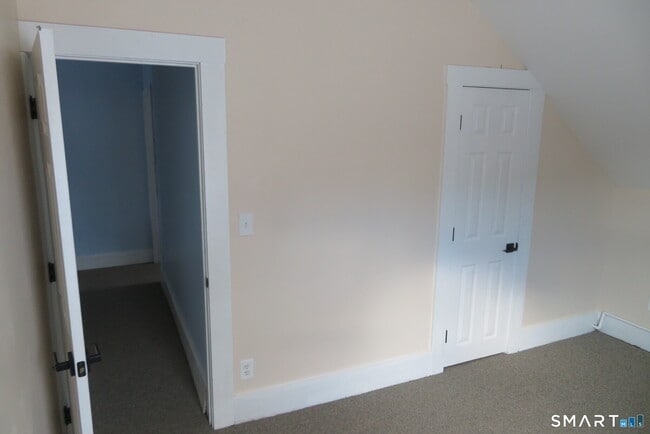 Building Photo - 37 Buckley Hill Rd