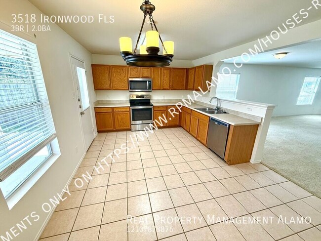 Building Photo - MUST SEE!  Stunning 3-Bedroom, 2- Bath Hom...