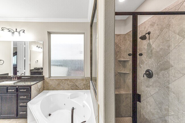 Building Photo - 20115 Neals Rose Ln