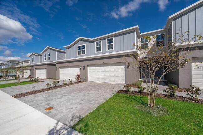 Building Photo - 5285 Luisa Ct
