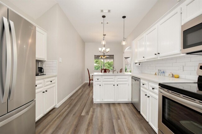 Primary Photo - 9910 Hambleton Way Cir