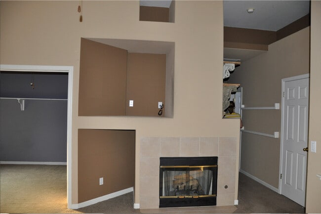 Building Photo - 131 Cobble Ridge Dr