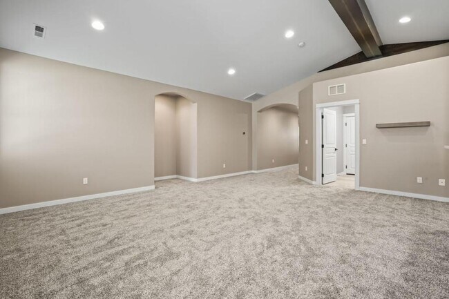 Building Photo - 1284 N Heath Ave