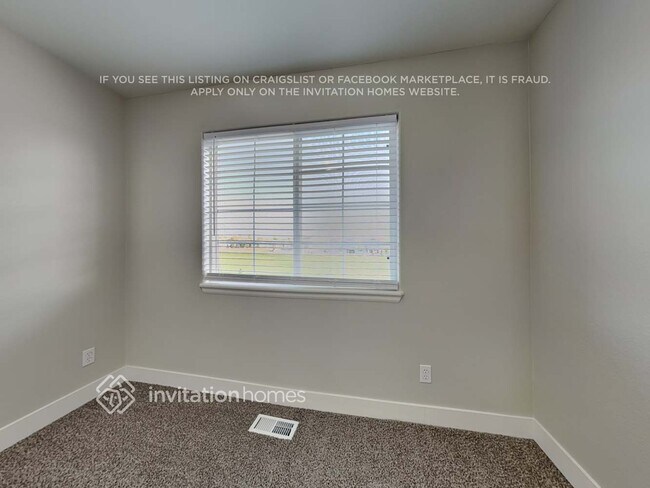 Building Photo - 616 Scotch Pine Dr