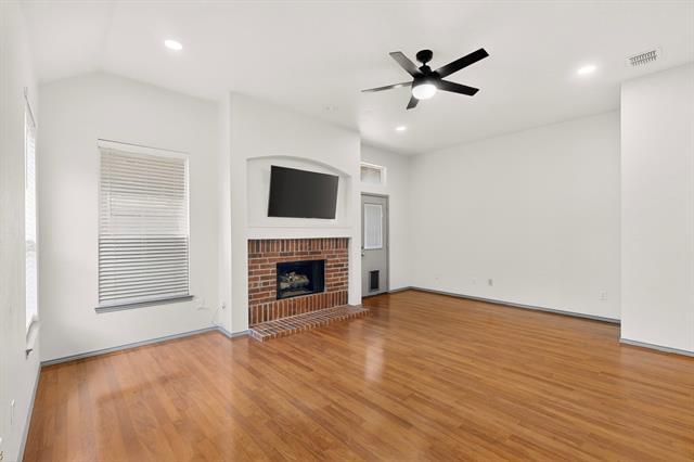 Building Photo - 1409 Clear Creek Dr