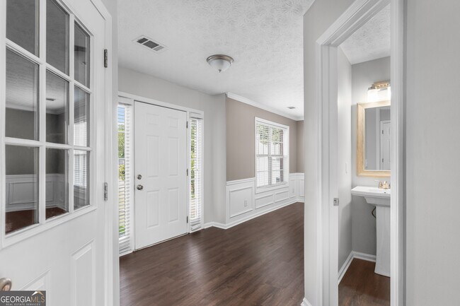 Building Photo - 1616 Amhearst Oaks Ct