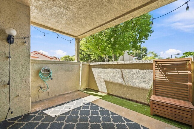Building Photo - 3836 Creststone Pl
