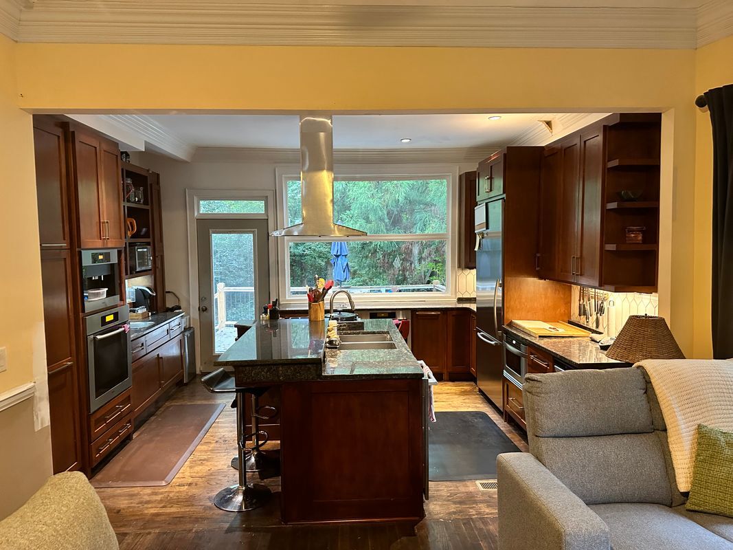 Building Photo - 462 Greenwood Ave NE