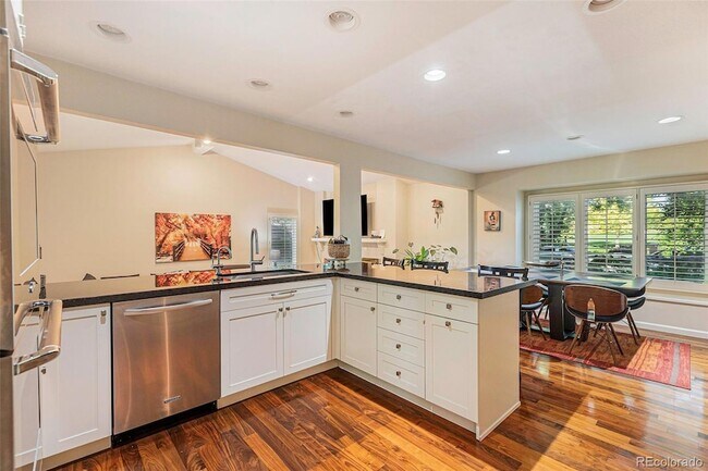 Building Photo - 5961 S Boston St