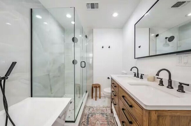 Building Photo - Utilities Included - (DECEMBER ONLY) Furnished 3-Bedroom Home with Private Heated Pool, Spa & More!