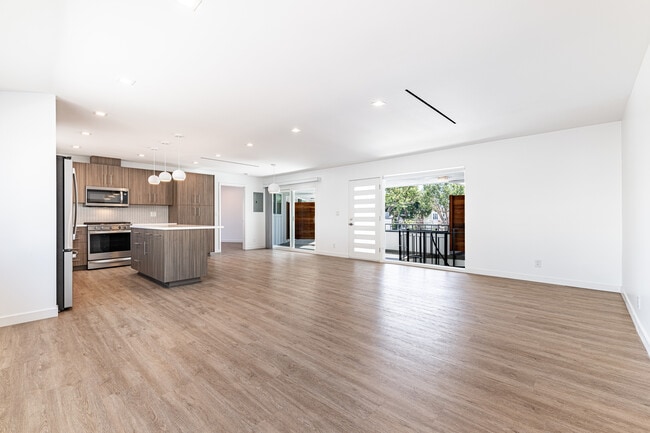 Living Area, Kitchen, Dining Area, Front Entry - The A on Lido