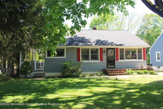 Primary Photo - 350 Branch Ave