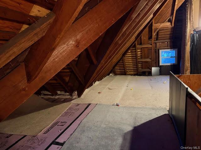 Building Photo - 37 Riverside Dr