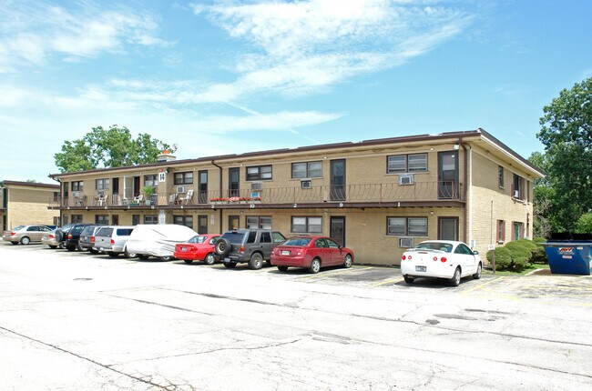 Primary Photo - 14 King Arthur Ct