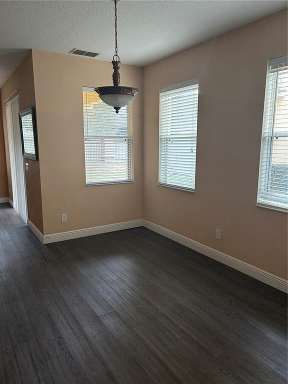 Building Photo - 2021 Beachberry Ln