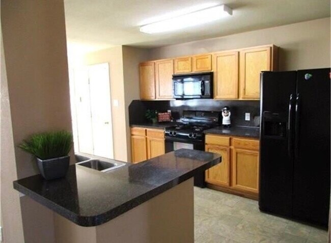 Building Photo - 1035 Grassy View Dr