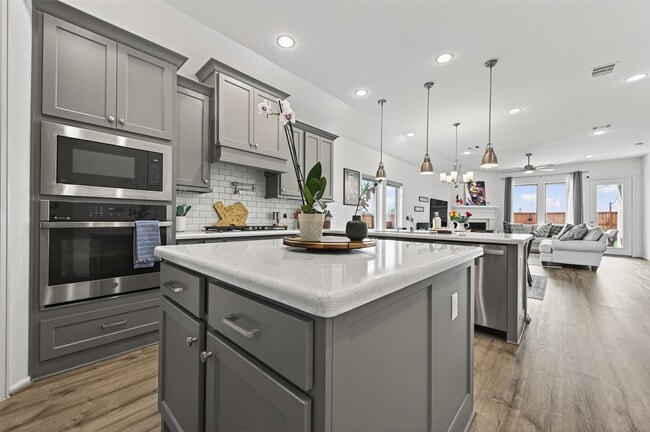 Building Photo - 2703 Tanager Trace