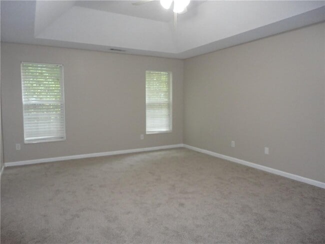 Building Photo - 1715 Crestwell Ln SW