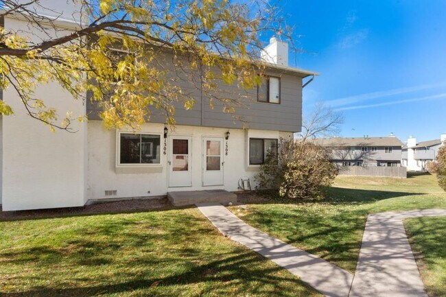 Building Photo - 1306 Soaring Eagle Dr