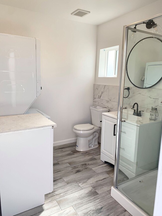 Building Photo - 20747 Stephanie Dr