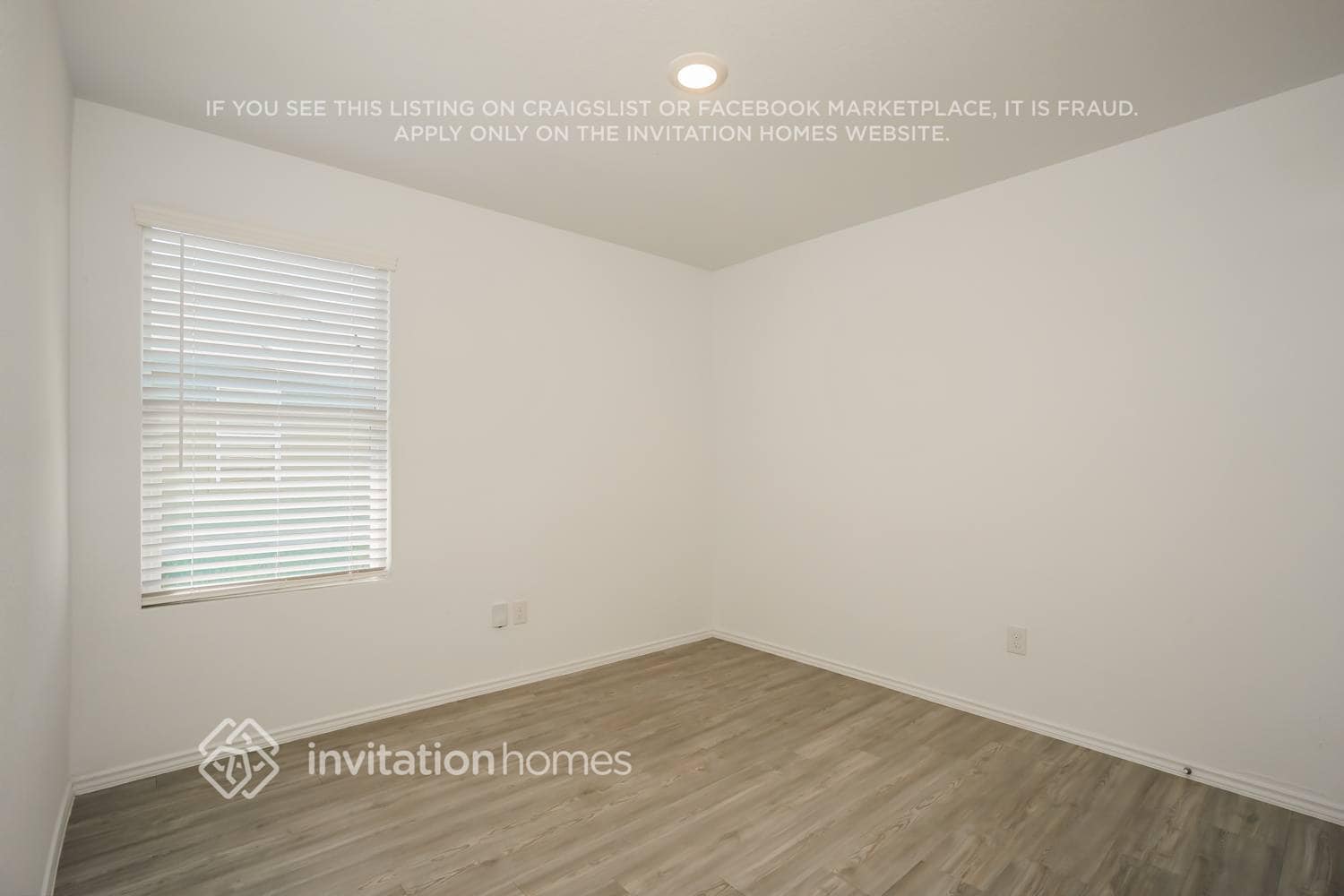 Building Photo - 125 Parish Ln