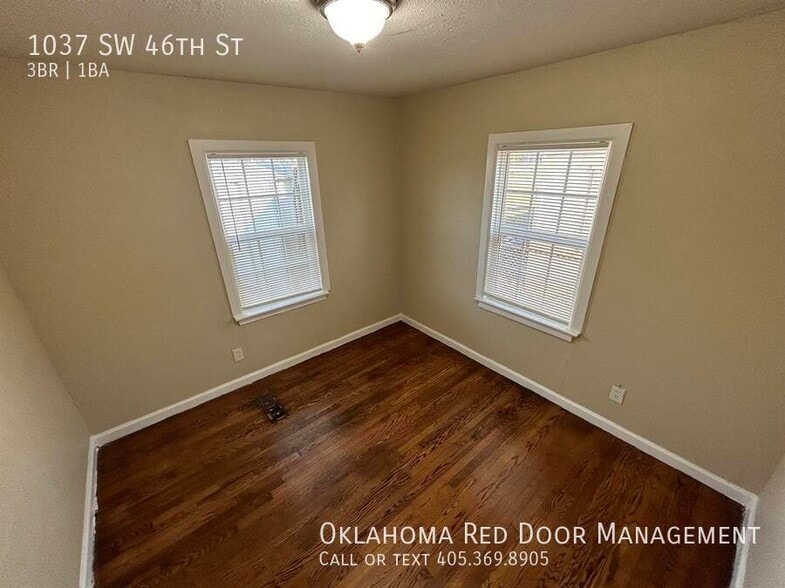 Building Photo - 1037 SW 46th St