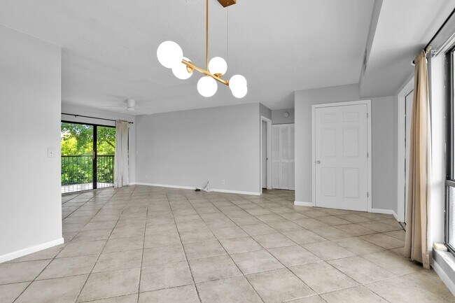 Building Photo - 1040 Homewood Blvd
