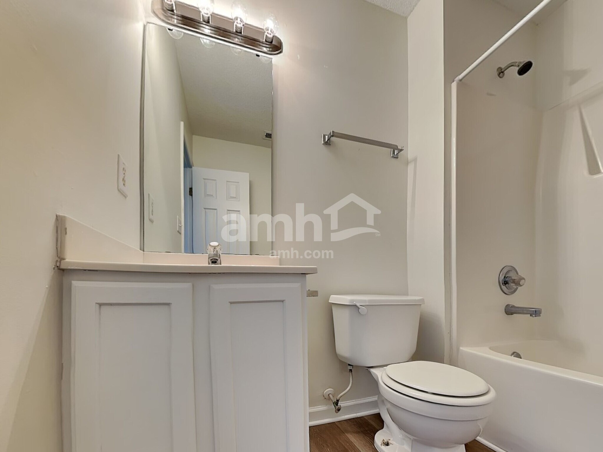 Building Photo - 5312 Tanglewood Pine Ln