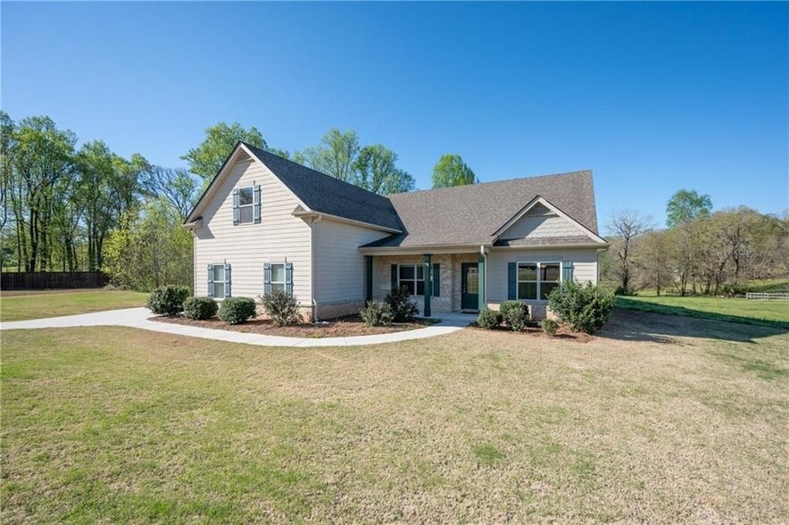 Building Photo - 540 Brookside Ln