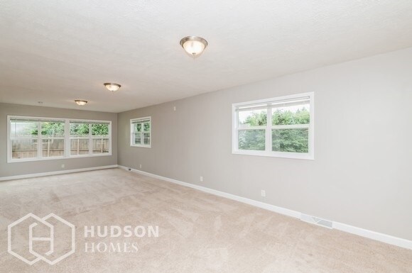 Building Photo - AVAILABLE NOW! - 3706 Eastern Rd, Norton, ...