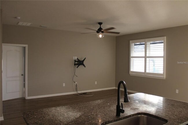 Building Photo - 6005 113th Terrace E