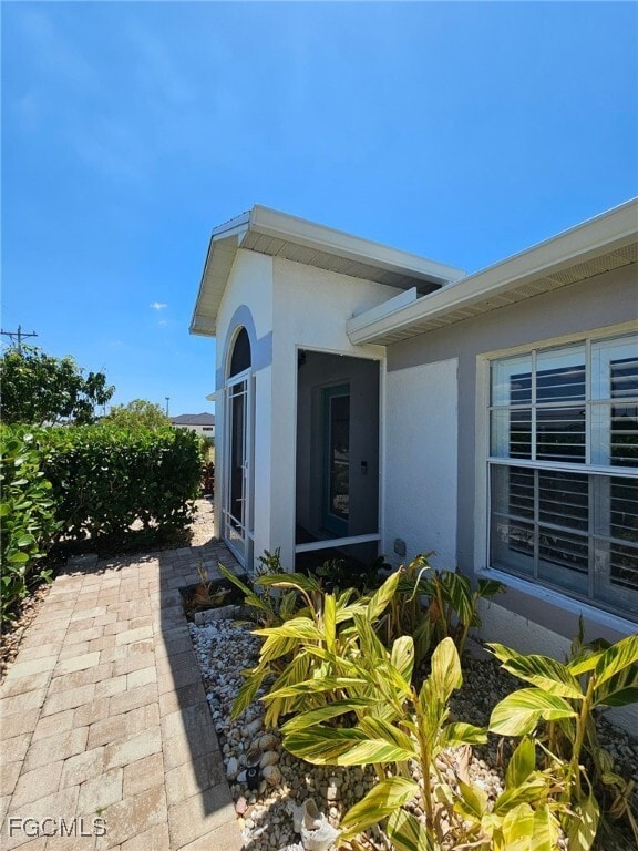Building Photo - 1502 SW 20th Ave