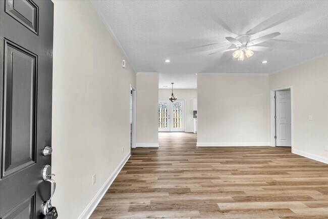 Building Photo - 3 Bed/2 Bath Home within Walking Distance to Richmond Hill Schools