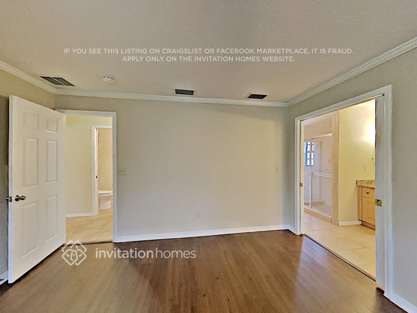 Building Photo - 622 S Sweetwater Blvd