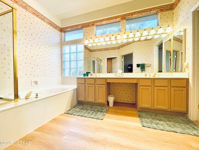 Building Photo - 14734 N Burntwood Dr