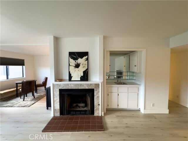 Building Photo - 2110 Palos Verdes Dr N