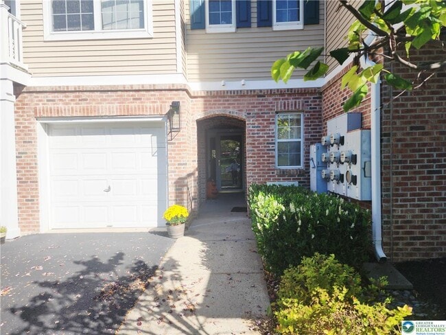 Building Photo - 974 Nittany Ct