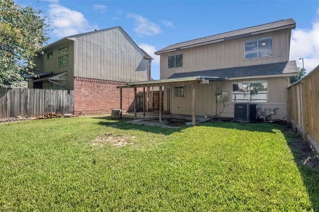 Building Photo - 13718 Vira Ln