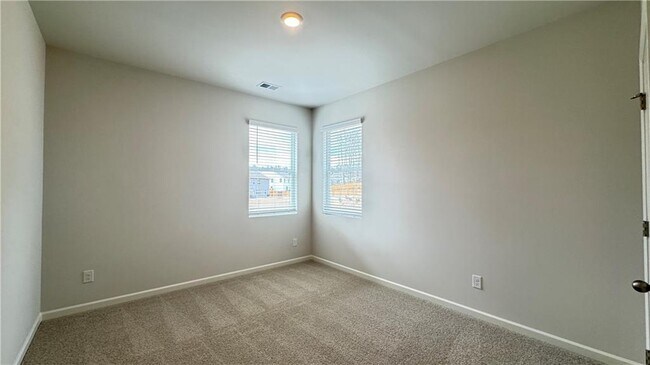 Building Photo - 56 Thompson Ridge Ln